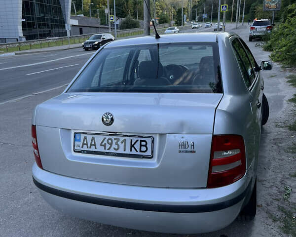 Серый Шкода Фабия, объемом двигателя 1.2 л и пробегом 187 тыс. км за 2200 $, фото 12 на Automoto.ua