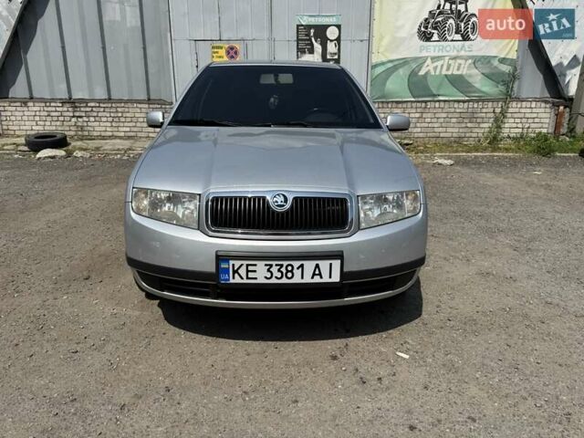Сірий Шкода Фабія, об'ємом двигуна 1.39 л та пробігом 185 тис. км за 5300 $, фото 1 на Automoto.ua