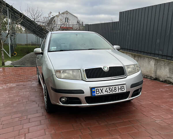 Сірий Шкода Фабія, об'ємом двигуна 1.2 л та пробігом 175 тис. км за 3500 $, фото 1 на Automoto.ua