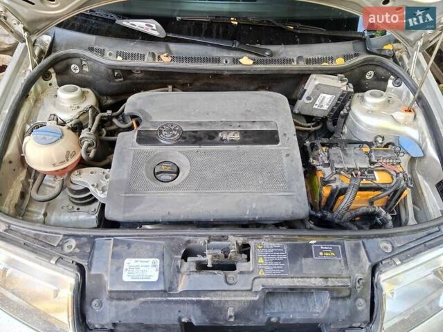 Серый Шкода Фабия, объемом двигателя 1.4 л и пробегом 115 тыс. км за 3300 $, фото 7 на Automoto.ua