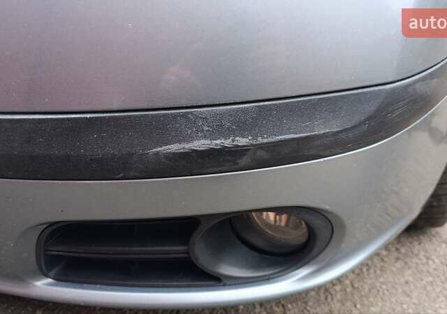 Серый Шкода Фабия, объемом двигателя 1.4 л и пробегом 239 тыс. км за 3900 $, фото 27 на Automoto.ua