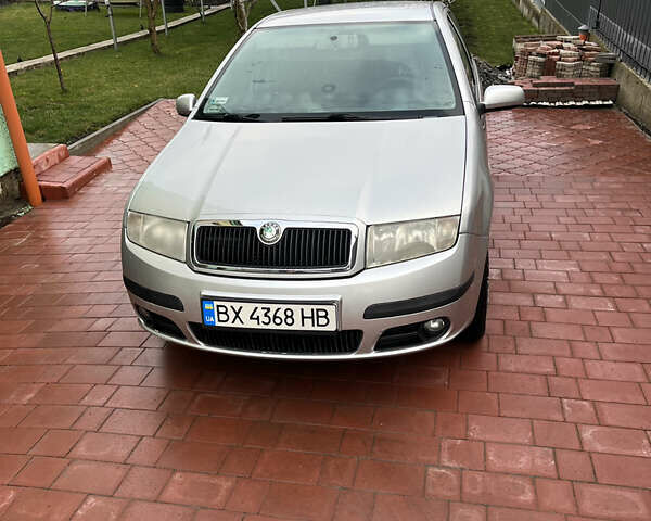Сірий Шкода Фабія, об'ємом двигуна 1.2 л та пробігом 175 тис. км за 3500 $, фото 2 на Automoto.ua