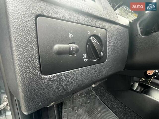 Шкода Фабия 2006 в Киеве на Automoto.ua Серый Шкода Фабия, объемом двигателя 1.2 л и пробегом 230 тыс. км за 4790 $, фото 12 на Automoto.ua