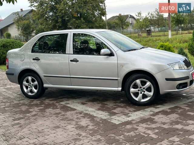 Сірий Шкода Фабія, об'ємом двигуна 1.4 л та пробігом 245 тис. км за 4650 $, фото 8 на Automoto.ua