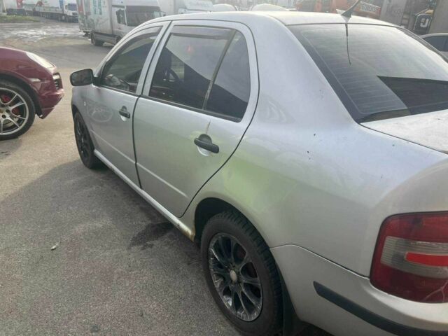 Сірий Шкода Фабія, об'ємом двигуна 1.2 л та пробігом 289 тис. км за 2400 $, фото 1 на Automoto.ua