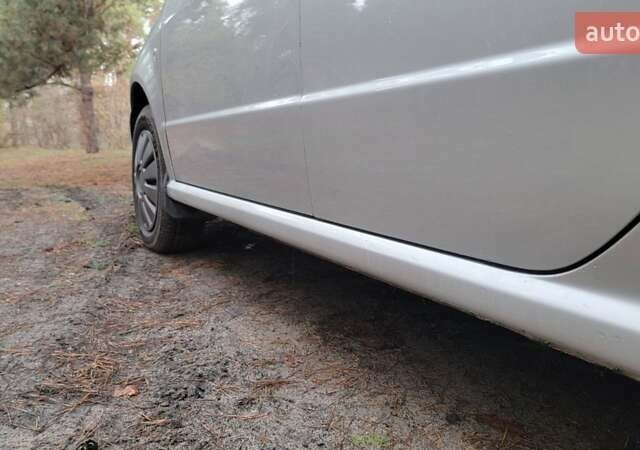 Серый Шкода Фабия, объемом двигателя 1.2 л и пробегом 220 тыс. км за 3300 $, фото 6 на Automoto.ua