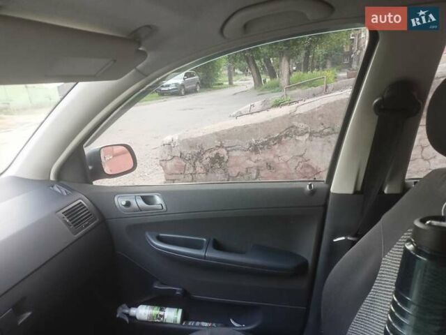 Серый Шкода Фабия, объемом двигателя 1.2 л и пробегом 242 тыс. км за 3500 $, фото 6 на Automoto.ua