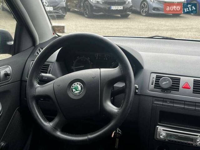Шкода Фабия 2006 в Киеве на Automoto.ua Серый Шкода Фабия, объемом двигателя 1.2 л и пробегом 230 тыс. км за 4790 $, фото 22 на Automoto.ua