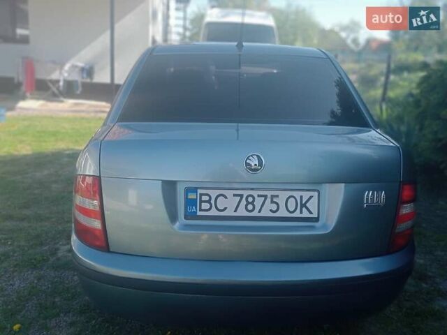 Серый Шкода Фабия, объемом двигателя 1.2 л и пробегом 118 тыс. км за 4500 $, фото 4 на Automoto.ua
