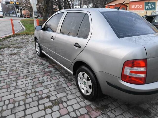 Серый Шкода Фабия, объемом двигателя 1.2 л и пробегом 48 тыс. км за 5300 $, фото 5 на Automoto.ua