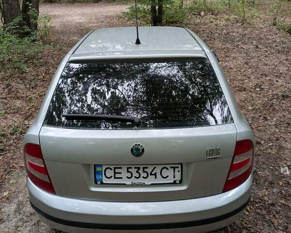 Сірий Шкода Фабія, об'ємом двигуна 1.2 л та пробігом 170 тис. км за 3800 $, фото 24 на Automoto.ua