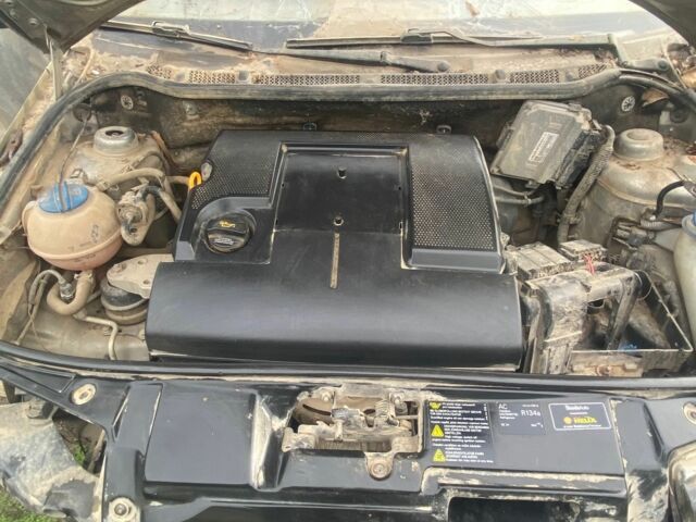 Серый Шкода Фабия, объемом двигателя 0 л и пробегом 149 тыс. км за 800 $, фото 4 на Automoto.ua