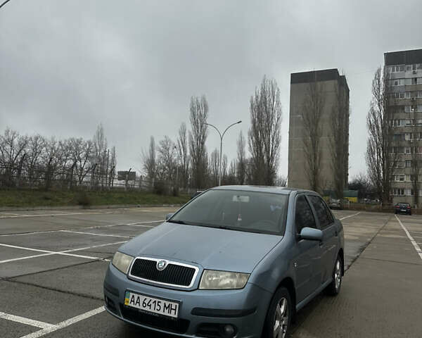 Серый Шкода Фабия, объемом двигателя 1.39 л и пробегом 339 тыс. км за 3400 $, фото 6 на Automoto.ua
