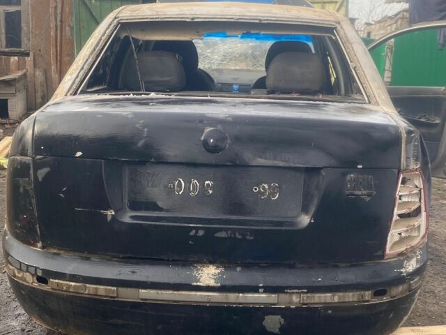 Серый Шкода Фабия, объемом двигателя 0 л и пробегом 149 тыс. км за 800 $, фото 2 на Automoto.ua