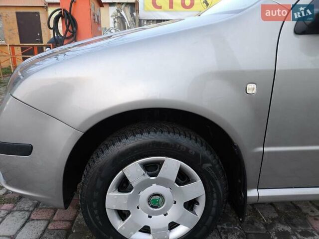 Серый Шкода Фабия, объемом двигателя 1.2 л и пробегом 48 тыс. км за 5300 $, фото 25 на Automoto.ua