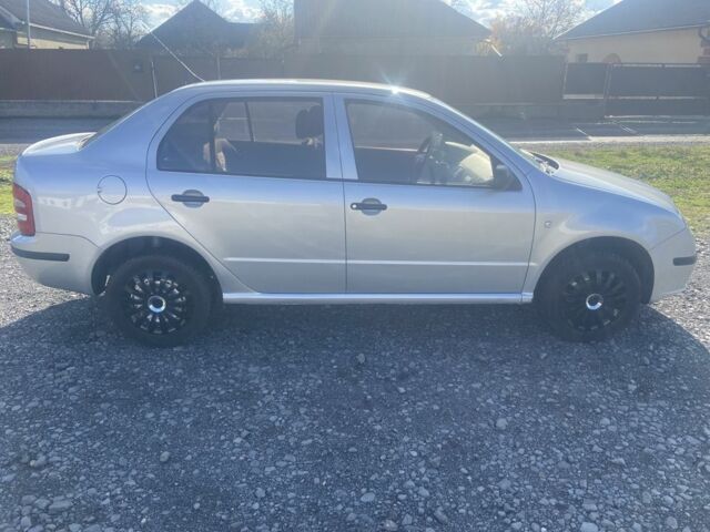 Серый Шкода Фабия, объемом двигателя 1.2 л и пробегом 121 тыс. км за 3700 $, фото 6 на Automoto.ua