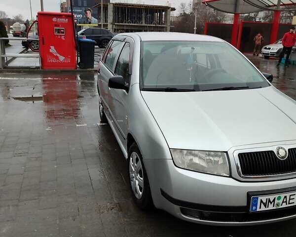 Серый Шкода Фабия, объемом двигателя 1.4 л и пробегом 254 тыс. км за 1500 $, фото 1 на Automoto.ua