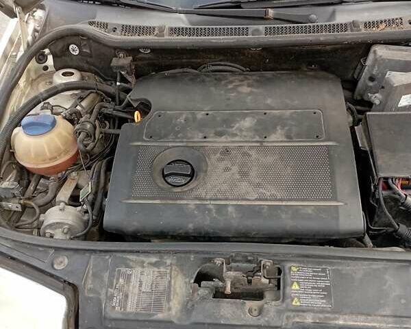 Серый Шкода Фабия, объемом двигателя 1.39 л и пробегом 228 тыс. км за 3000 $, фото 5 на Automoto.ua