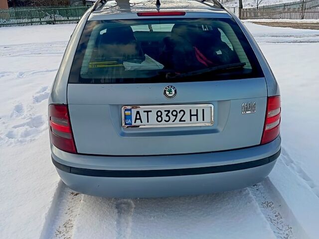 Сірий Шкода Фабія, об'ємом двигуна 1.4 л та пробігом 225 тис. км за 3900 $, фото 3 на Automoto.ua