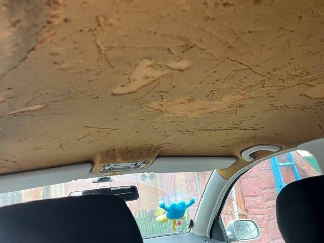 Сірий Шкода Фабія, об'ємом двигуна 1.9 л та пробігом 250 тис. км за 3100 $, фото 6 на Automoto.ua