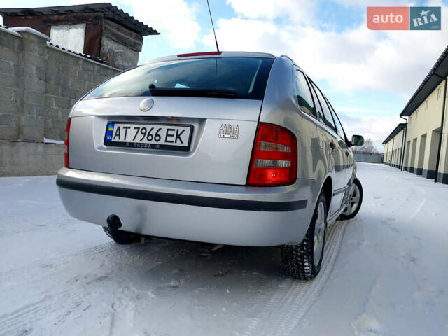 Сірий Шкода Фабія, об'ємом двигуна 1.39 л та пробігом 253 тис. км за 3570 $, фото 17 на Automoto.ua