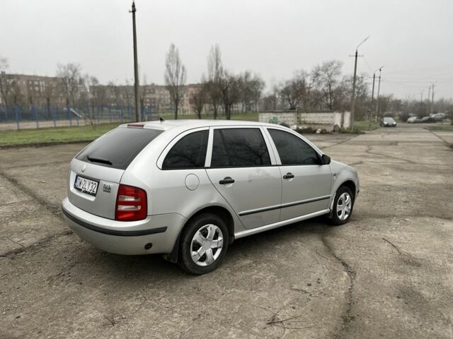 Сірий Шкода Фабія, об'ємом двигуна 1.4 л та пробігом 350 тис. км за 1500 $, фото 3 на Automoto.ua