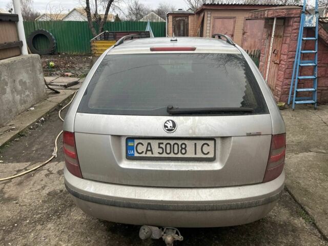 Сірий Шкода Фабія, об'ємом двигуна 1.9 л та пробігом 250 тис. км за 3100 $, фото 1 на Automoto.ua