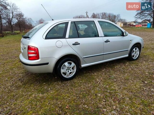 Сірий Шкода Фабія, об'ємом двигуна 1.4 л та пробігом 196 тис. км за 4900 $, фото 5 на Automoto.ua