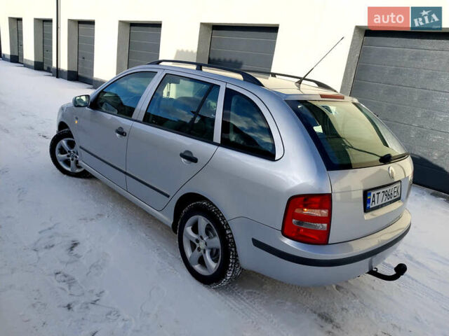 Сірий Шкода Фабія, об'ємом двигуна 1.39 л та пробігом 253 тис. км за 3570 $, фото 20 на Automoto.ua