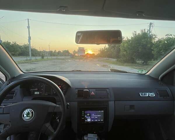 Сірий Шкода Фабія, об'ємом двигуна 1.39 л та пробігом 180 тис. км за 4300 $, фото 8 на Automoto.ua