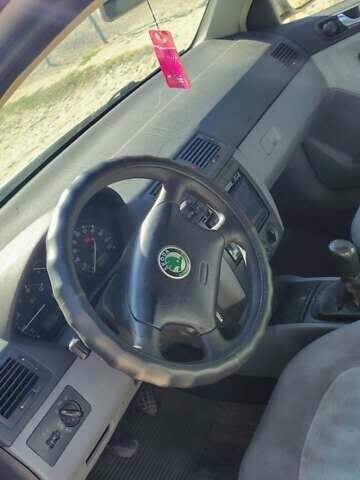 Сірий Шкода Фабія, об'ємом двигуна 1.39 л та пробігом 369 тис. км за 2900 $, фото 7 на Automoto.ua