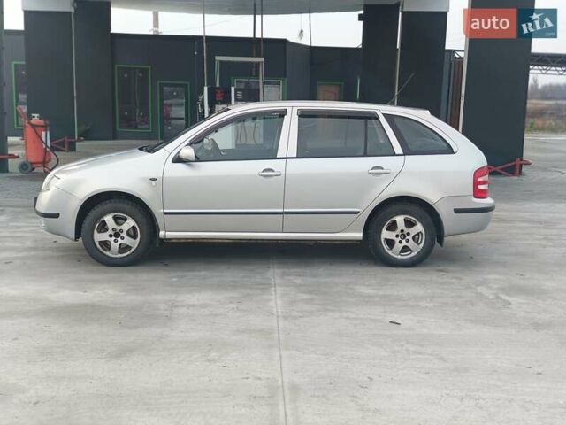 Серый Шкода Фабия, объемом двигателя 1.39 л и пробегом 226 тыс. км за 3350 $, фото 12 на Automoto.ua