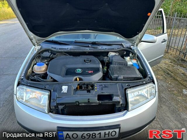 Серый Шкода Фабия, объемом двигателя 1.9 л и пробегом 200 тыс. км за 3600 $, фото 8 на Automoto.ua