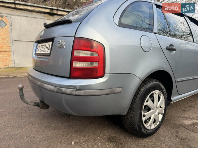 Серый Шкода Фабия, объемом двигателя 1.4 л и пробегом 300 тыс. км за 1850 $, фото 18 на Automoto.ua