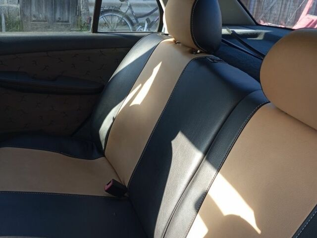 Серый Шкода Фабия, объемом двигателя 1.5 л и пробегом 160 тыс. км за 1400 $, фото 4 на Automoto.ua