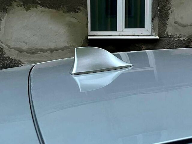 Серый Шкода Фабия, объемом двигателя 1.9 л и пробегом 350 тыс. км за 3500 $, фото 6 на Automoto.ua