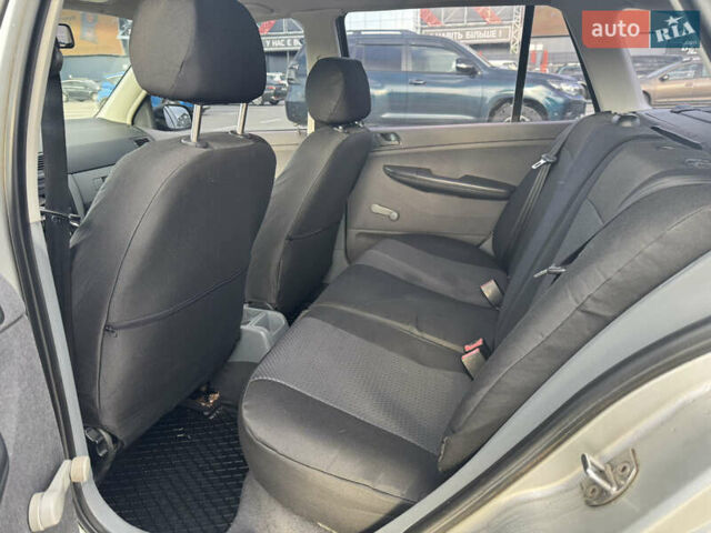 Серый Шкода Фабия, объемом двигателя 1.4 л и пробегом 259 тыс. км за 3400 $, фото 10 на Automoto.ua