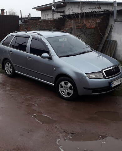 Серый Шкода Фабия, объемом двигателя 1.4 л и пробегом 300 тыс. км за 2900 $, фото 13 на Automoto.ua
