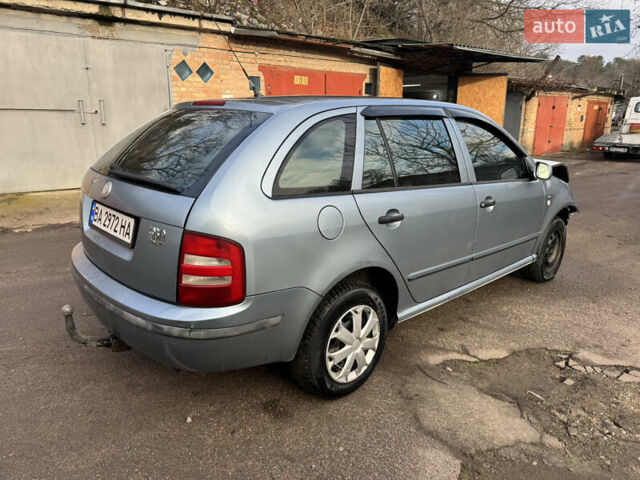 Серый Шкода Фабия, объемом двигателя 1.4 л и пробегом 300 тыс. км за 1850 $, фото 6 на Automoto.ua