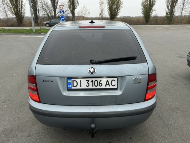 Серый Шкода Фабия, объемом двигателя 1.4 л и пробегом 135 тыс. км за 3100 $, фото 4 на Automoto.ua