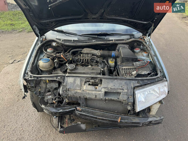 Серый Шкода Фабия, объемом двигателя 1.4 л и пробегом 300 тыс. км за 1850 $, фото 20 на Automoto.ua