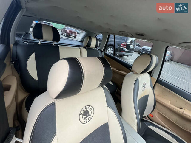 Сірий Шкода Фабія, об'ємом двигуна 1.39 л та пробігом 210 тис. км за 4500 $, фото 10 на Automoto.ua