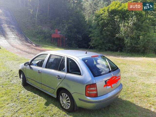 Серый Шкода Фабия, объемом двигателя 1.4 л и пробегом 305 тыс. км за 2899 $, фото 4 на Automoto.ua