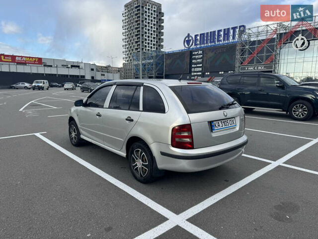 Серый Шкода Фабия, объемом двигателя 1.4 л и пробегом 259 тыс. км за 3400 $, фото 6 на Automoto.ua
