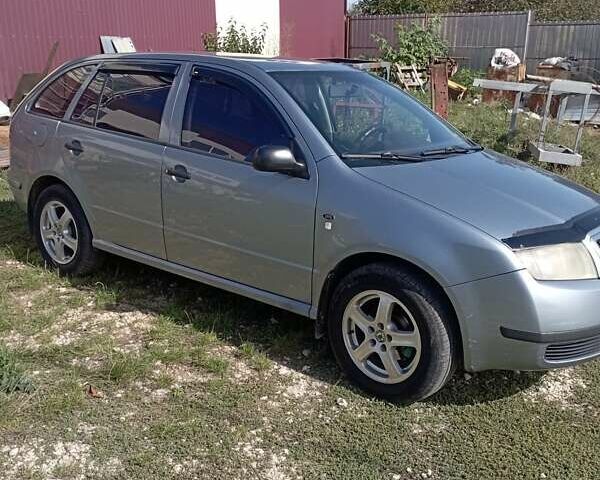 Сірий Шкода Фабія, об'ємом двигуна 1.4 л та пробігом 328 тис. км за 3000 $, фото 4 на Automoto.ua