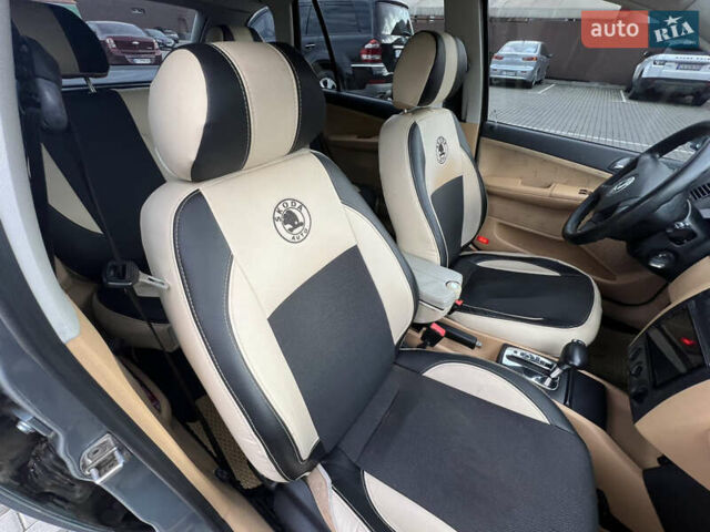 Сірий Шкода Фабія, об'ємом двигуна 1.39 л та пробігом 210 тис. км за 4500 $, фото 11 на Automoto.ua