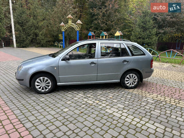 Серый Шкода Фабия, объемом двигателя 1.4 л и пробегом 295 тыс. км за 2849 $, фото 1 на Automoto.ua