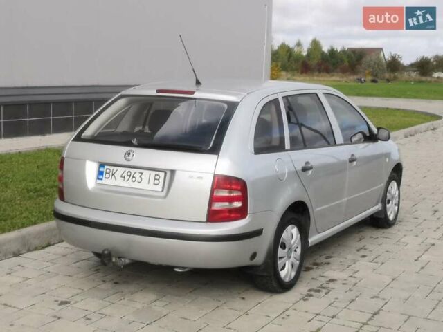 Сірий Шкода Фабія, об'ємом двигуна 1.4 л та пробігом 248 тис. км за 3400 $, фото 3 на Automoto.ua