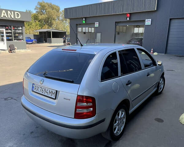 Сірий Шкода Фабія, об'ємом двигуна 1.4 л та пробігом 273 тис. км за 3999 $, фото 2 на Automoto.ua