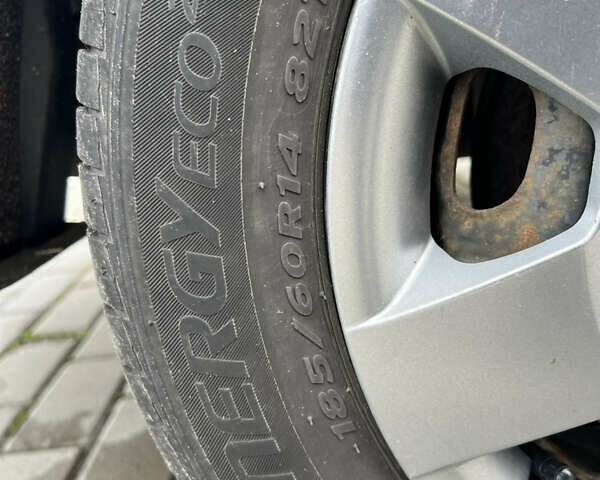 Сірий Шкода Фабія, об'ємом двигуна 1.39 л та пробігом 210 тис. км за 4500 $, фото 20 на Automoto.ua